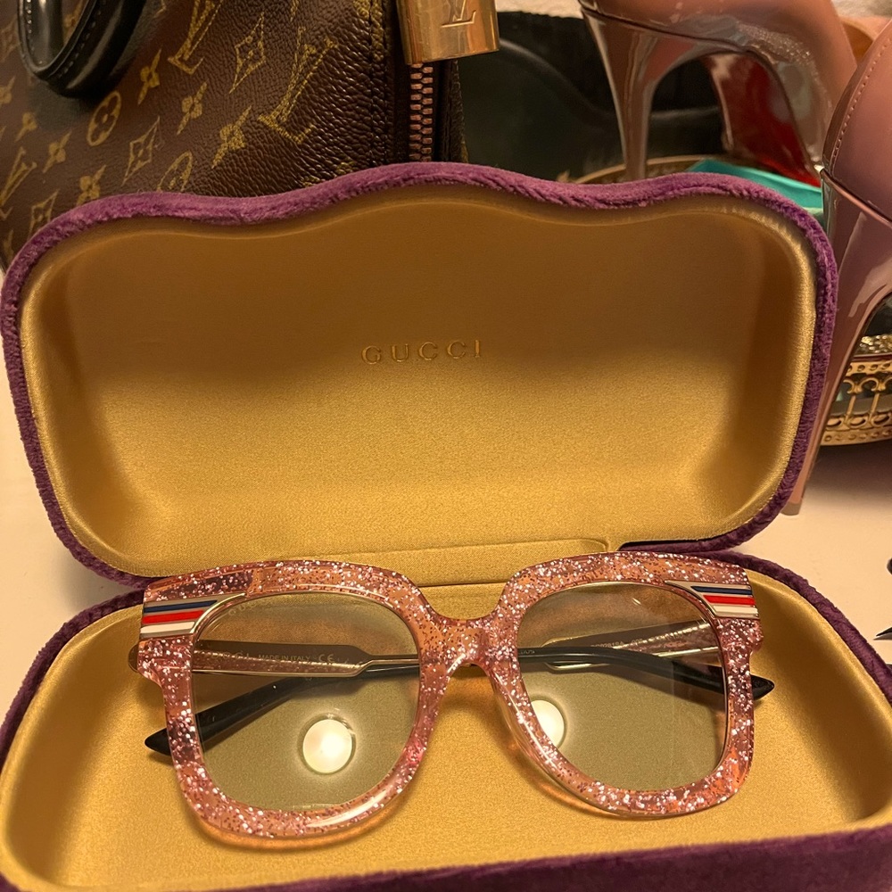 Like new pink glitter Gucci sunglasses